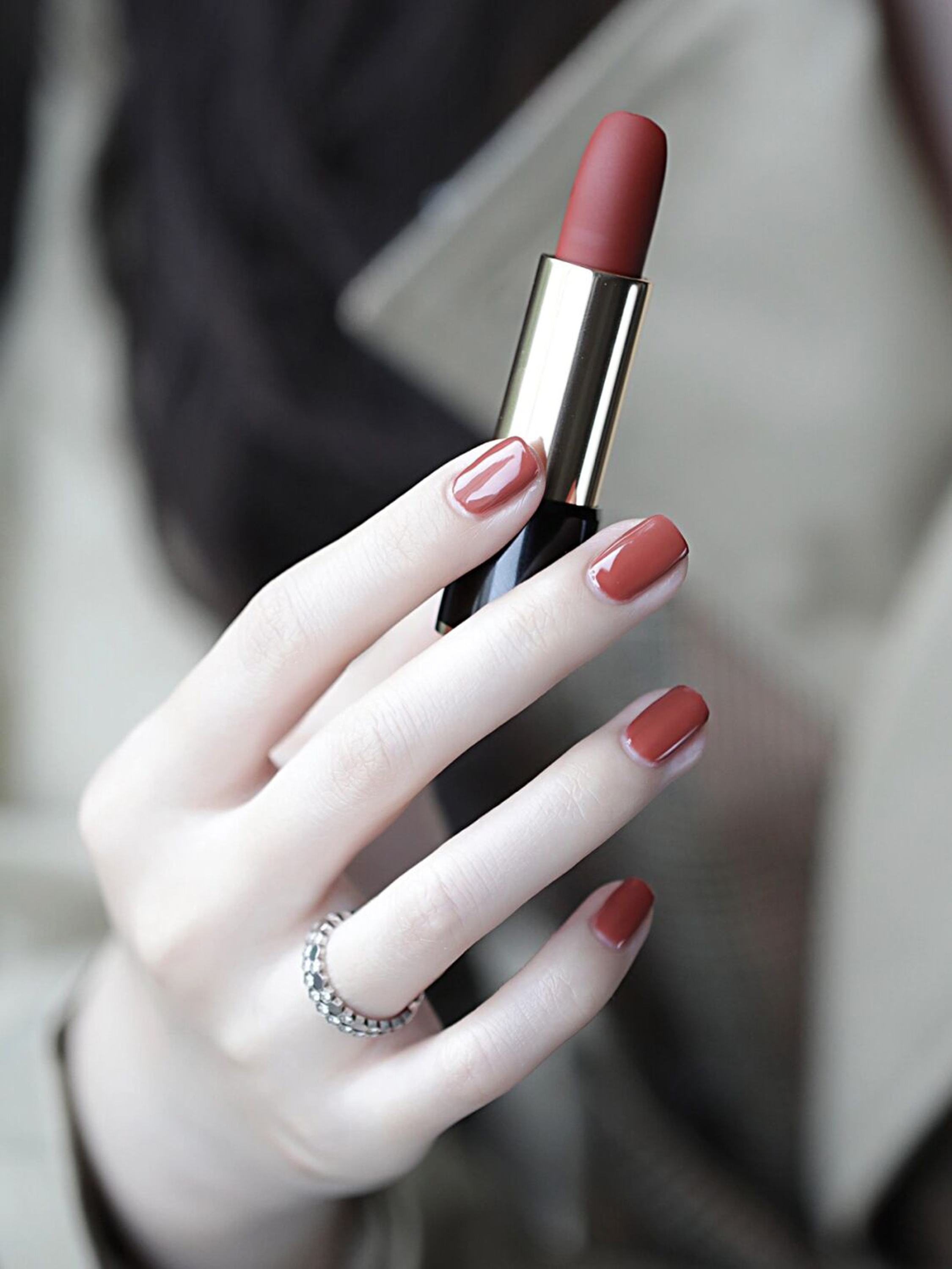 Red square nails with a simple glossy finish.
