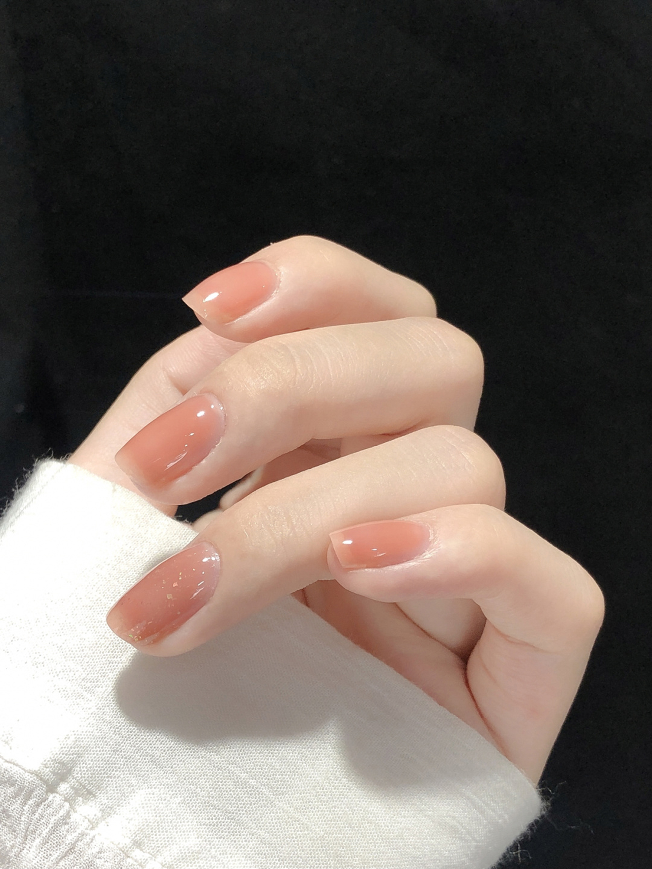 Nude Glitter Short Round Nails shown as a nail art design with nude, simple, glitter, round and short details.
